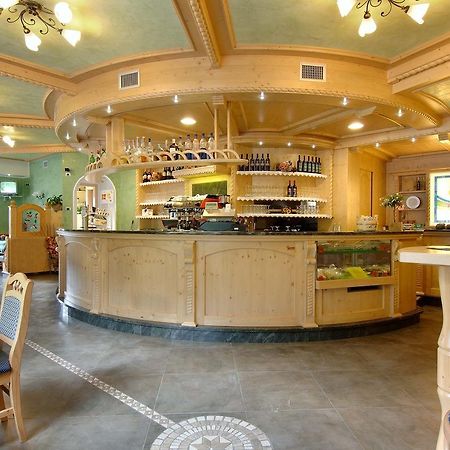 Hotel Dolomiti Saone Тьоне-ди-Тренто Экстерьер фото