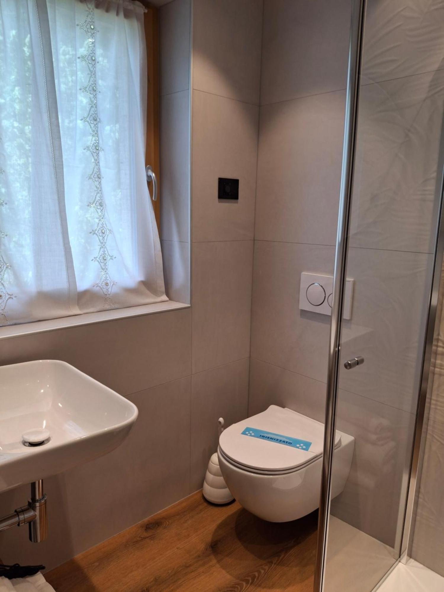 Hotel Dolomiti Saone Тьоне-ди-Тренто Экстерьер фото