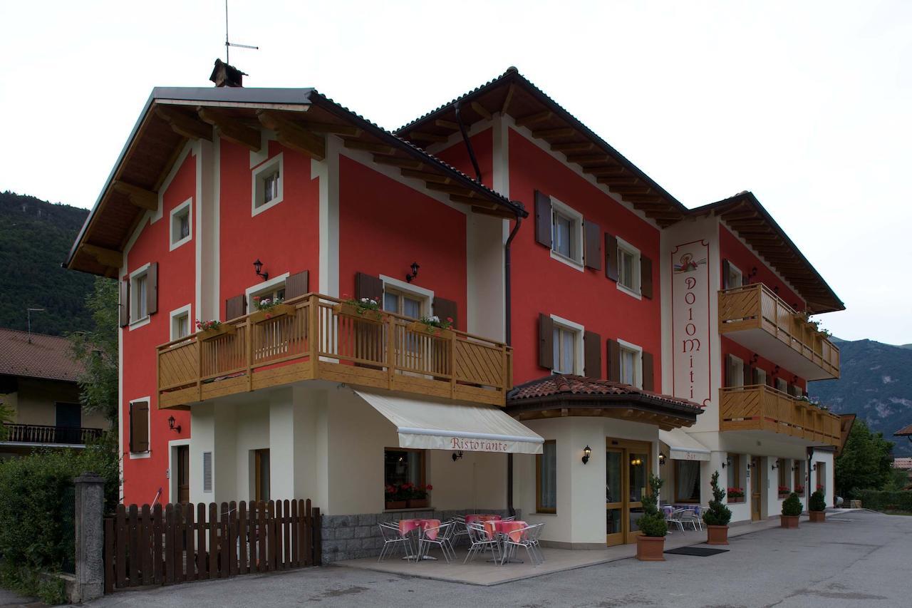 Hotel Dolomiti Saone Тьоне-ди-Тренто Экстерьер фото