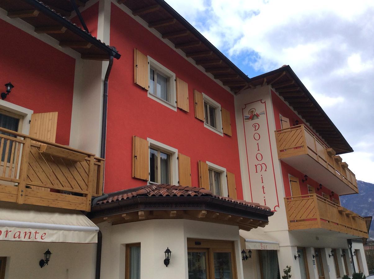 Hotel Dolomiti Saone Тьоне-ди-Тренто Экстерьер фото